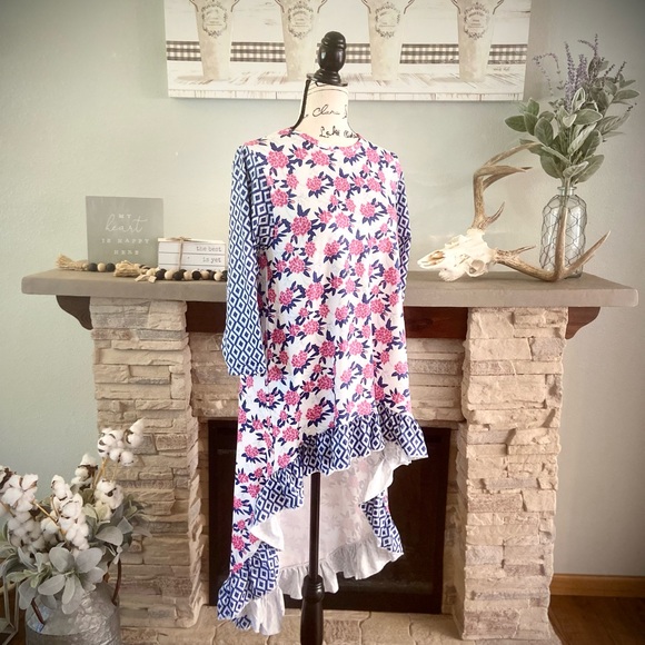 New high low top - Picture 3 of 3